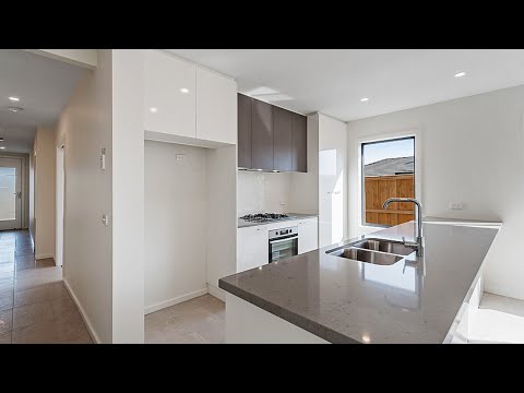 14 Mietta Terrace, GREENVALE, Victoria