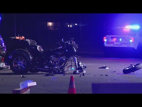 Apache Junction impaired, red light running driver kills 2 people on three-wheel motorcycle: authori