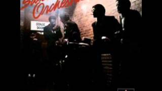 The Salsoul Orchestra - Zambesi (1979).wmv