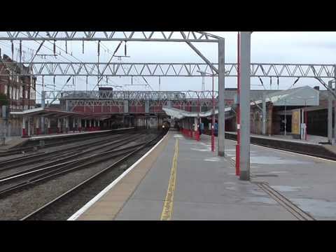 EWS Class 66 No 66170 on 6M48 Southampton WD - Halewood(Jaguar Cars) @ Crewe on 6.2.14 - 1080HD