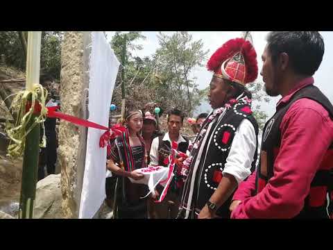 Richeng Liu yang. Border pillar erection.