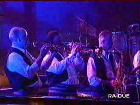 Goran Bregovic feat. Cigani - Mesecina