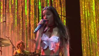 Download lagu Olivia Rodrigo - Complicated (Avril Lavigne Cover) | Sour Tour London 6/7/22 mp3