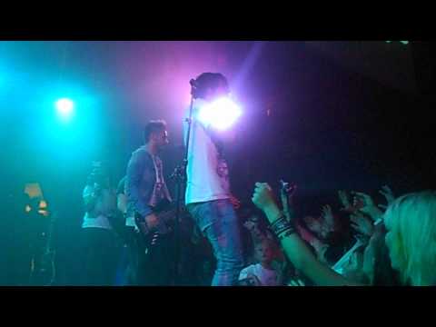 Eskemo - Partie terminée - Divan du monde le 22.09.12