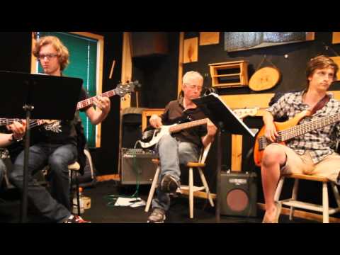 Motown  Bass Workout - Keep Me Hanging On