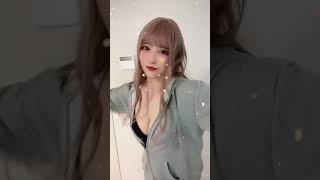 【おっぱい】乳揺れダンス tiktok #Shorts