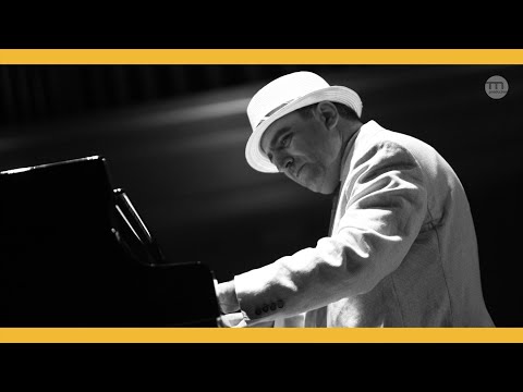 Vahagn Hayrapetyan - Qele, qele (Armenian Piano Music - 2014)