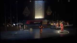 Download lagu Syaharani duet Sujiwo Tejo - Anyam Anyaman Nyaman mp3