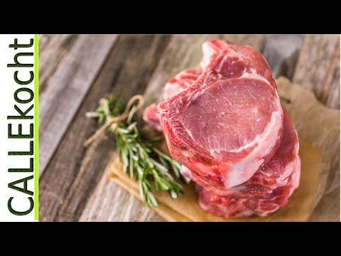 Koteletts braten und Schnippelbohnen in Sahne zubereiten - Rezept