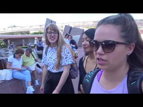 Erin's DCP! Vlog 95: IHOP and Umbrella's