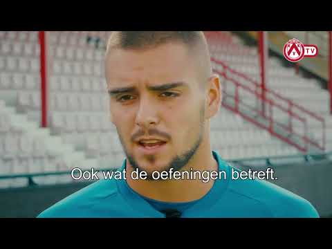 KV Kortrijk - Adam Jacubech: "Dit is een mooie kans voor mij."