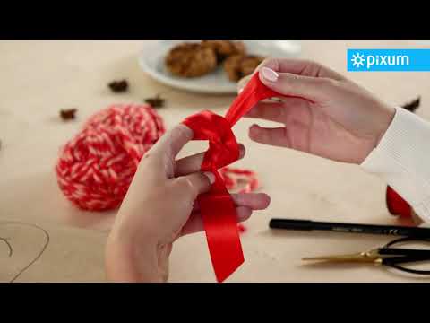 Pak gaver ind til børn | DIY-pomponer