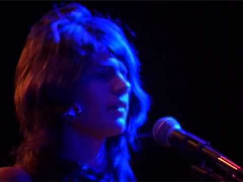 "Knockin´On Heaven´s Door" (Bob Dylan versión de Guns 'n' Roses) - Fanfarrias + Lula Bertoldi