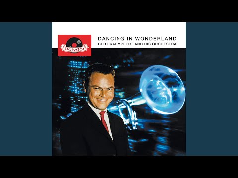 Video thumbnail for Dancing In The Dark