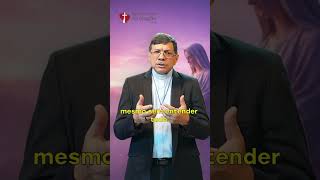 Na Quaresma, aprendemos com Maria a silenciar, confiar e permanecer firmes aos pés da cruz. 🤍🌿