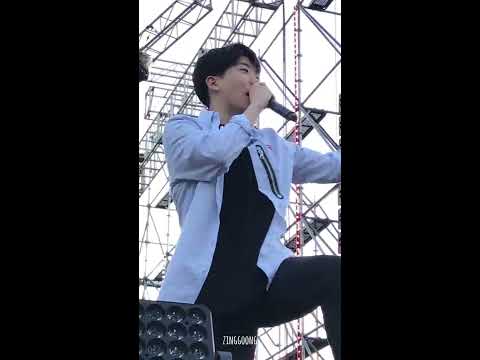 171014 더크라이그라운드 / 김효은 - LA LA LA (창모focus)