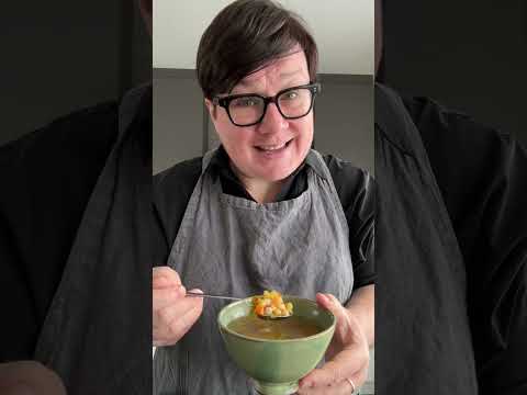 In The Foodie Québec Kitchen S1 E4 : Pea Soup
