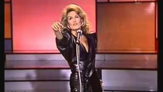 Mourir sur scène   Dalida   1983   Legendado em Português