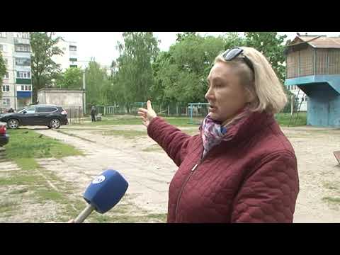В Курске жалуются на благоустройство дворов по улице Серегина