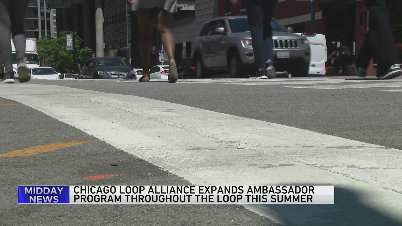 Chicago Loop Alliance ambassador program throughout the Loop this summer