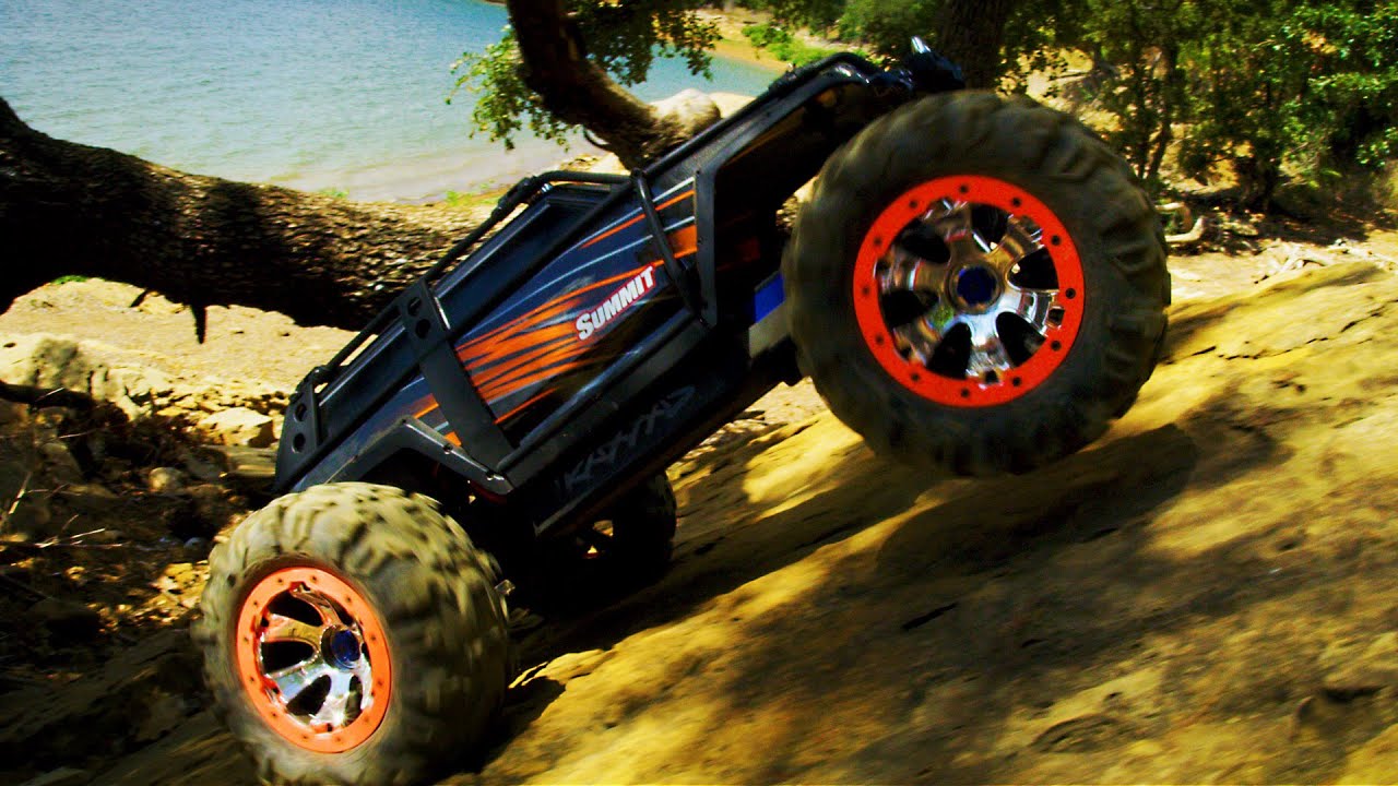 Traxxas Summit 1:8 TQi RTR oranžový