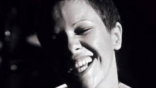 AS APARENCIAS ENGANAM   ELIS REGINA