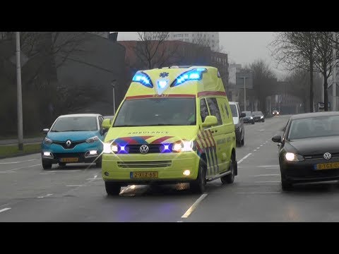 A1, Silverline Ambulance 02-137 Bolsward naar het Medisch Centrum Leeuwarden