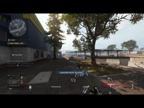 ¡Detrás de ti imbecil!