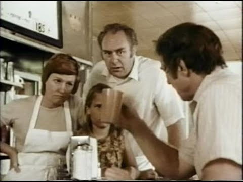 Sparkletts Water commercial. SPW-1003. "Cafe"