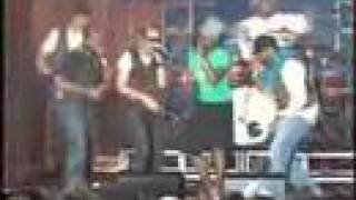 TobyMac - No Ordinary Love (Live)