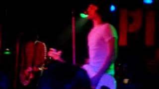 Pink Spiders - Sleeping On The Floor