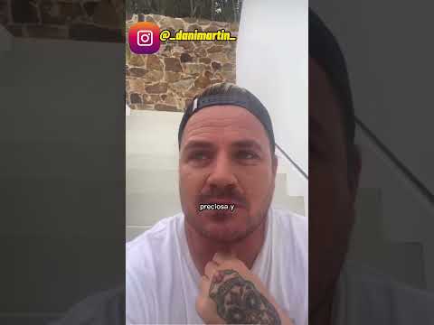 Dani Martín suffers a robbery and begs the thief to return an object of great sentimental value.