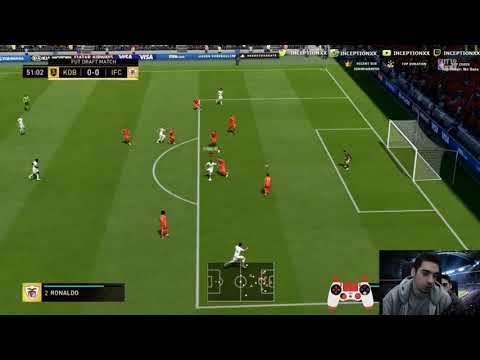 ATTACKING TUTORIAL - TAKING EXTRA TOUCHES TO OPEN UP SPACE - FIFA 19 ULTIMATE TEAM