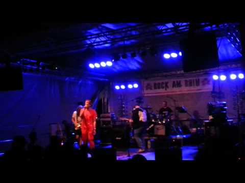 FloW - Ich geh nie wieder weg (Rock am Rhin 2013) Der Sani rappt!