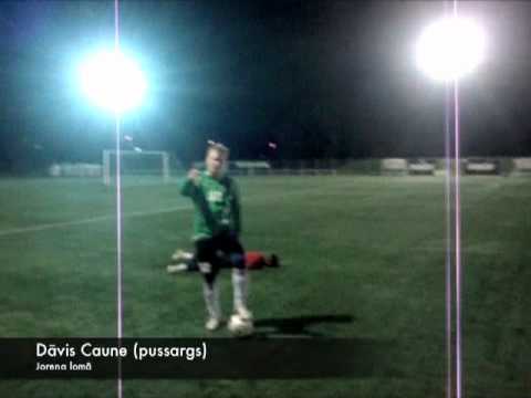 Futbola kluba AUDA spēlētāji aicina