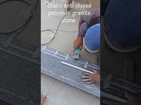Stairs anti slipped pattern in granite stone