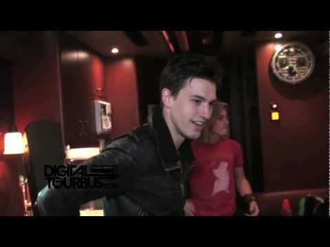 Asher Monroe - BUS INVADERS Ep. 322