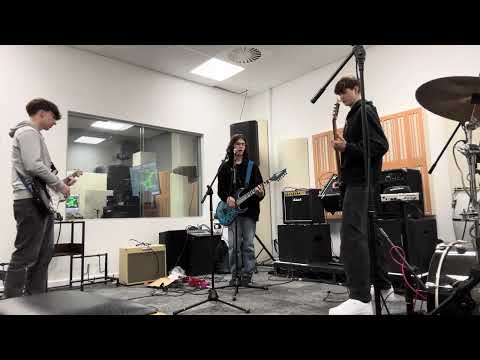 When the sun goes down - arctic monkeys rehearsal