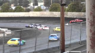 preview picture of video 'Mini Stock CRASH 7-26-14 Petaluma Speedway'