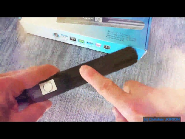 Vídeo relacionado con MUNBYN 2026 Nuevo Escáner Portátil, Escáner Documentos y Imágenes en A4 con 900 dpi, Escaneo Plano, Incluye Tarjeta SD de 16G, Escáner Sube Imágenes Vía Cable USB, Sin Controlador, Negro