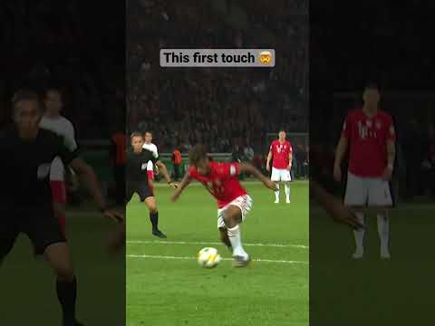 Kingsley Coman shows off 👀