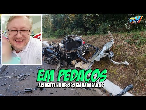 ( EM PEDAÇOS ) Acidente entre carro e carreta termina em MORTE de motorista na BR-282 em Vargeão SC