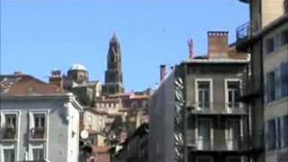 preview picture of video 'A Day in Spectacular & Historic Le Puy en Velay, France'