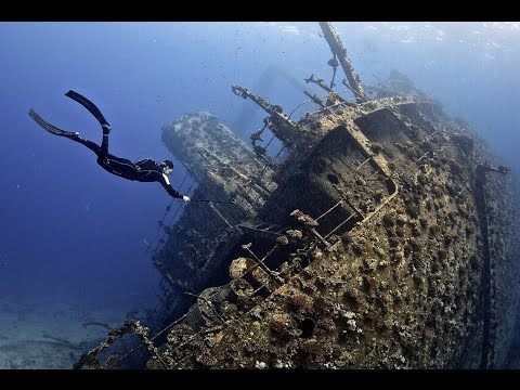Freediving the Giannis D (Abu Nuhas, Red Sea, Egypt)