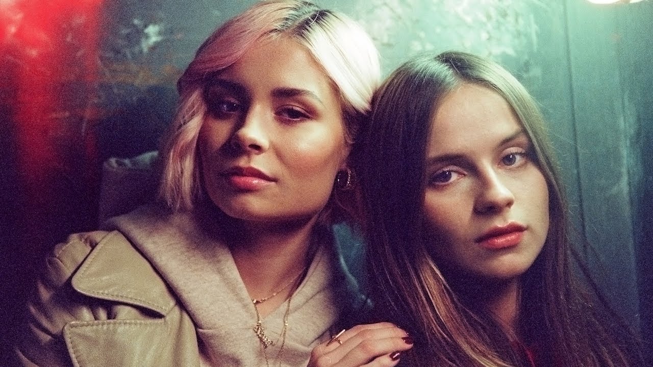 Gabrielle Aplin & Nina Nesbitt — Miss You 2