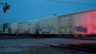 preview picture of video 'Union Pacific train in the evening - Fremont, Nebraska'