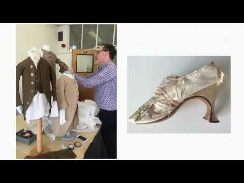 Exhibiting Fashion
