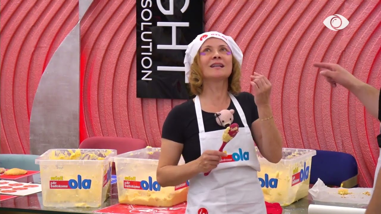 Ti ke nevojë për mamin/ Vazhdon debati, Egla-Meritonit: Nuk merrem me fëmijë