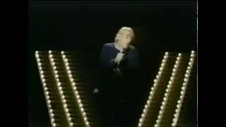 Rod McKuen - To Watch The Trains (The Johnny Cash Show 1970)