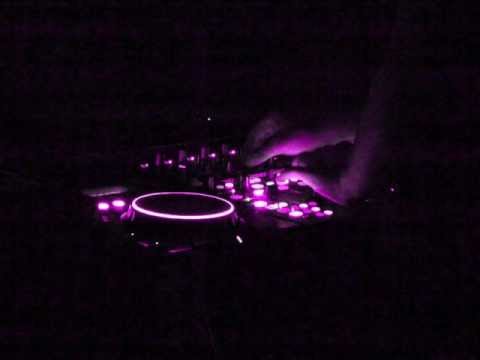 Dj Chrisel - House Mini Mix X-perience (17.02.2012)